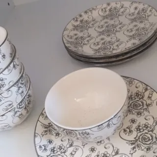 پیاله و پیشدستی پلاتینی