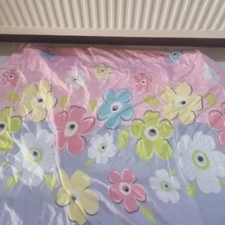 ملحفه رو تختی