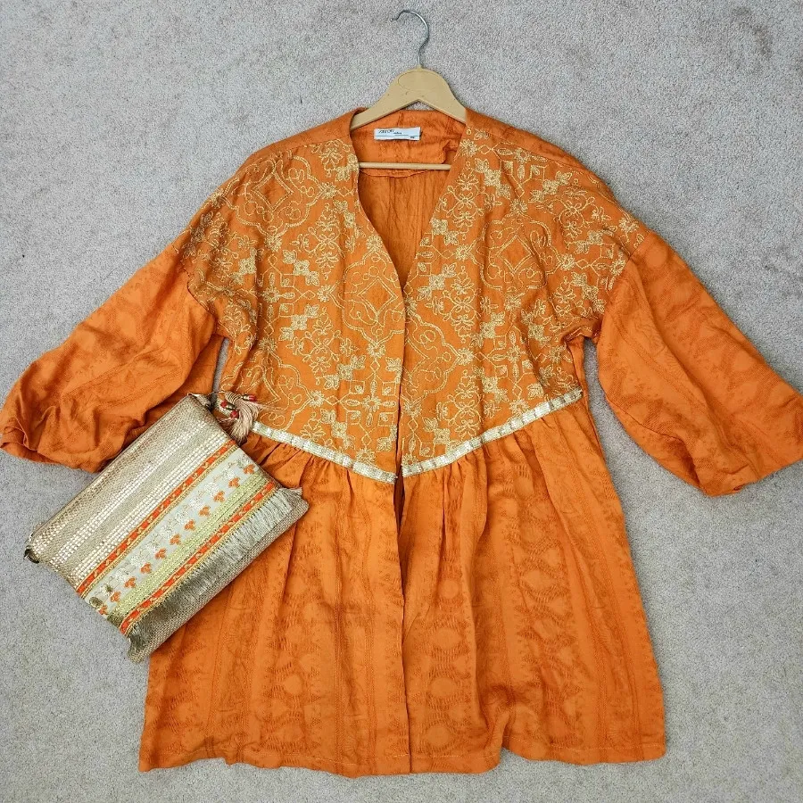 مانتو سنتی عروسکی نارنجی