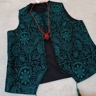 جلیقه کوتاه سوزندوزی سنتی