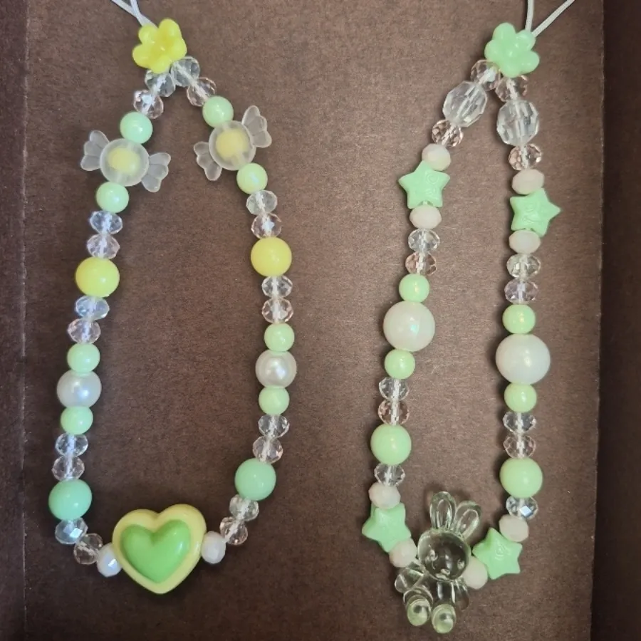 آویز گوشی و کیف سبز