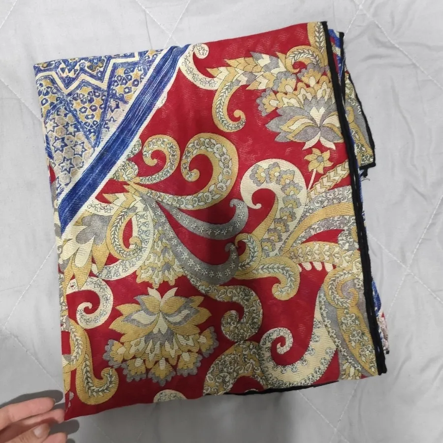 روسری قواره دار