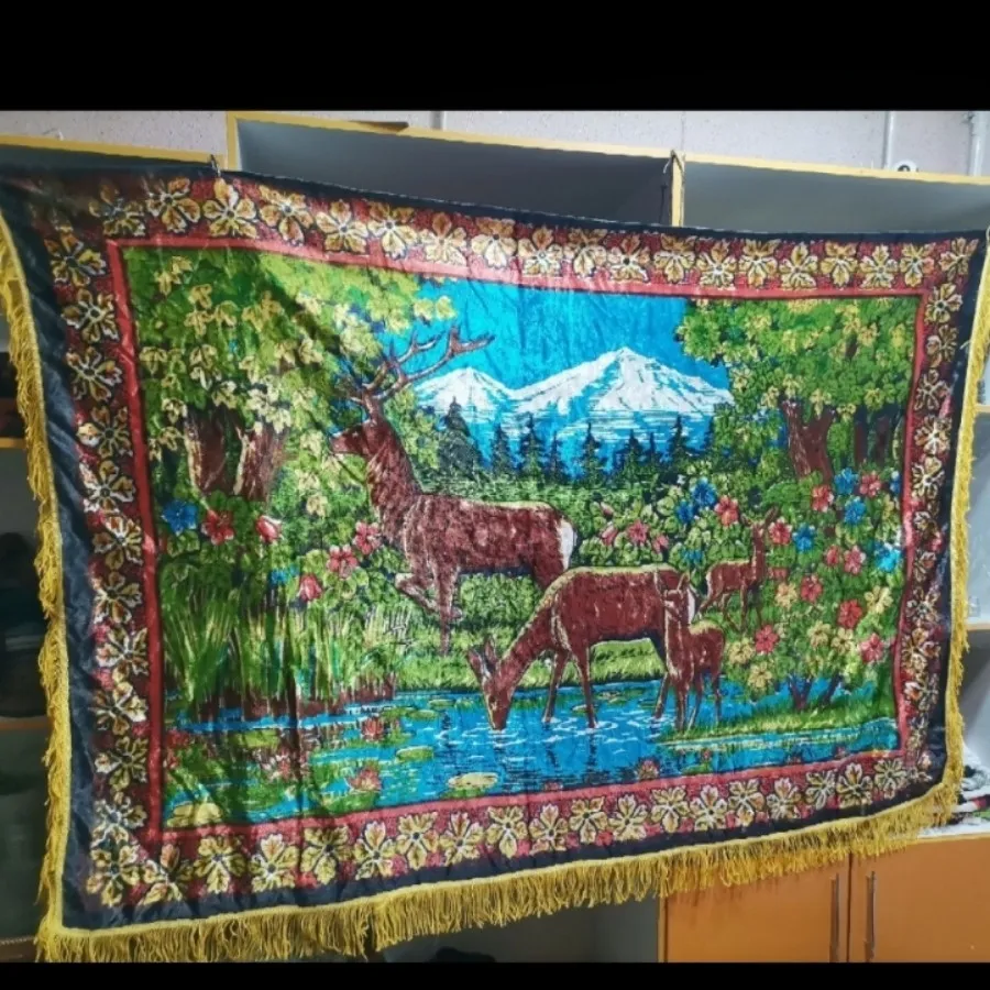 رومیزی مخمل آنتیک