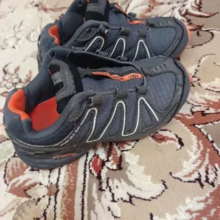 کفش بچه گانه
