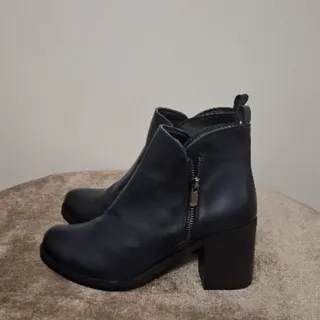 نیم بوت زنانه