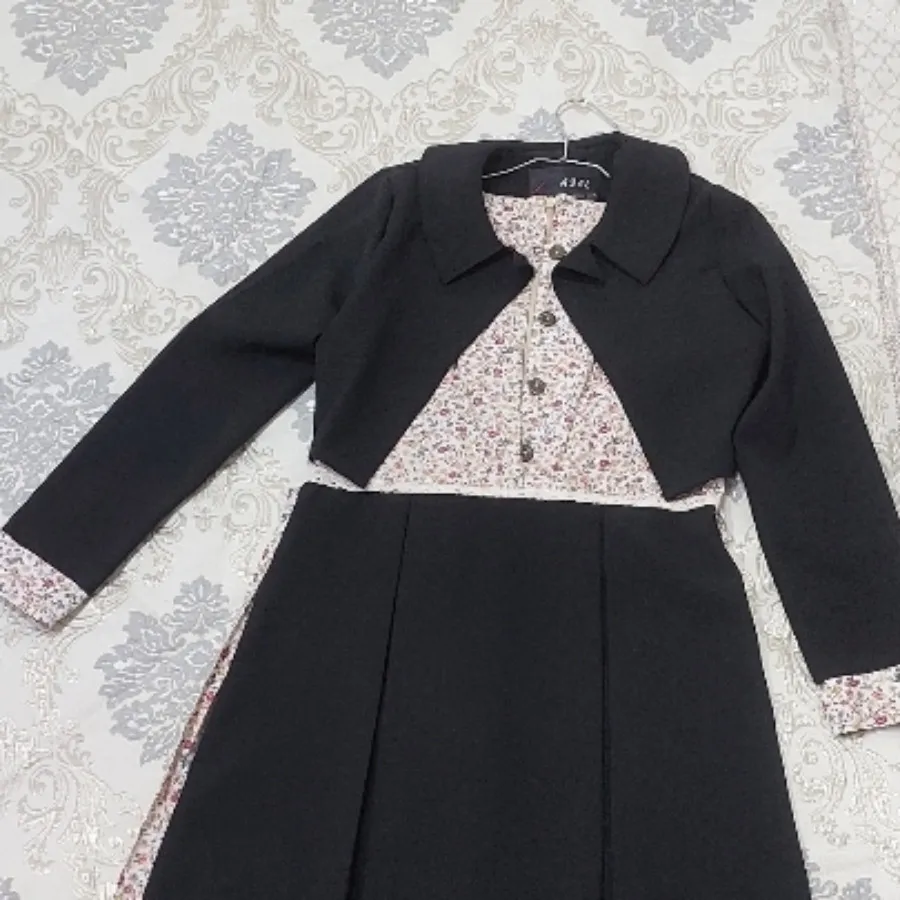 کت و سارافون