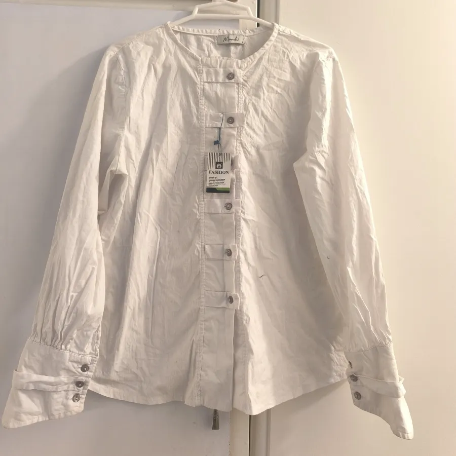 شومیز سفید نو‌