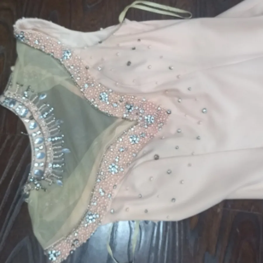 لباس مجلسی و لباس بارداری