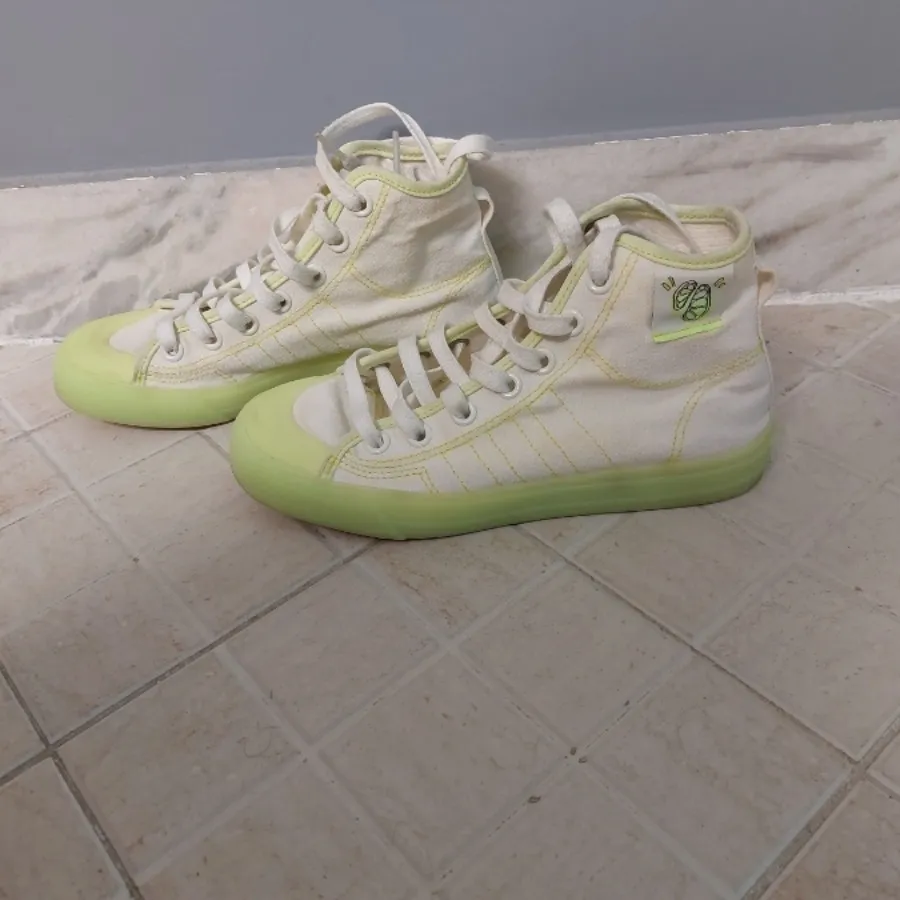 نیم بوت آدیداس