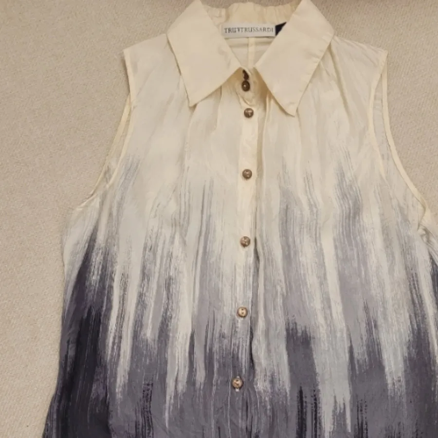 شومیز برند trutrasurdi