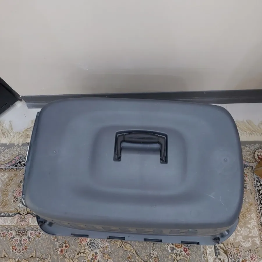 گلدون پلاستیکی بزرگ