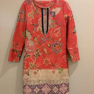 پیرهن کوتاه