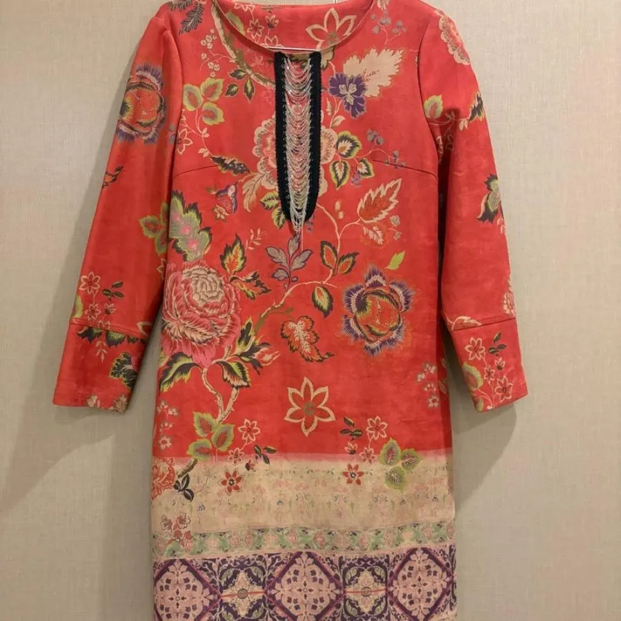 پیرهن کوتاه