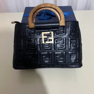 کیف طرح فندی