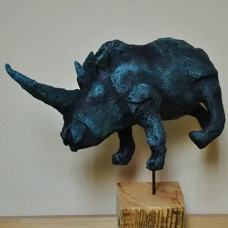 کرگدن پاپیه. تک نسخه