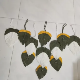 دیوارکوب برگ‌