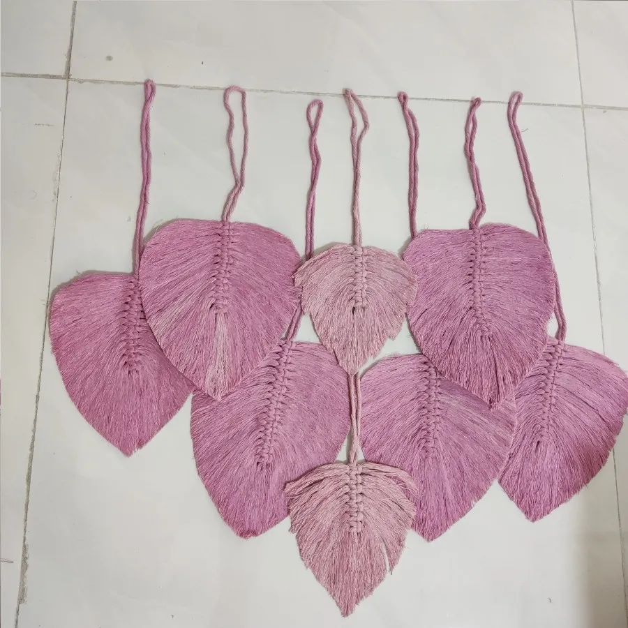 دیوارکوب برگ‌