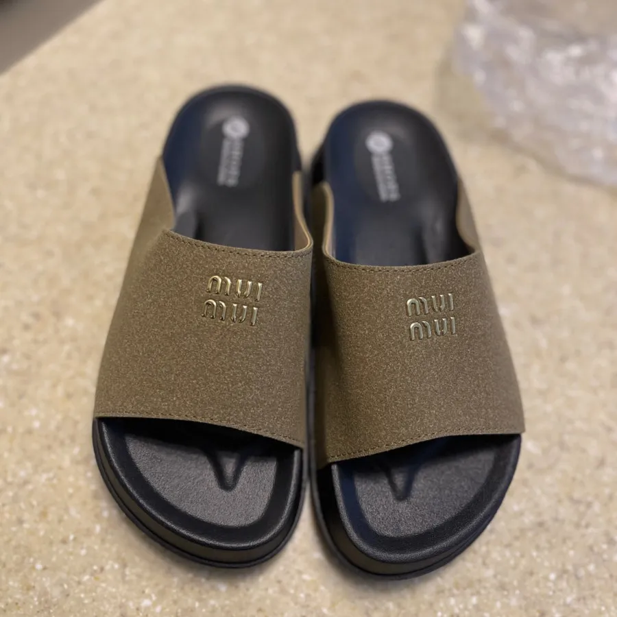 صندل طرح میومیو های کپی