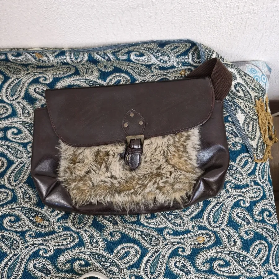 کیف کمری زمستانه