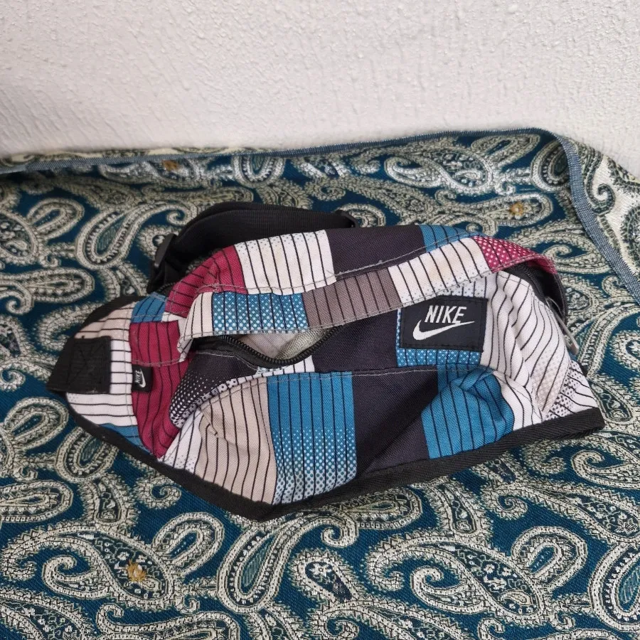 کیف کمری نایک