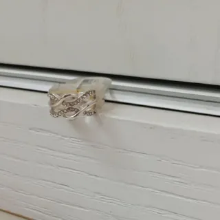 انگشتر جذاب و زیبا