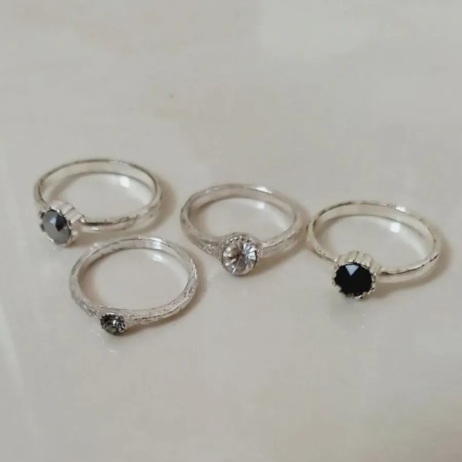 انگشتر جذاب و زیبا