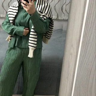 ست بلوز شلوار پلیسه