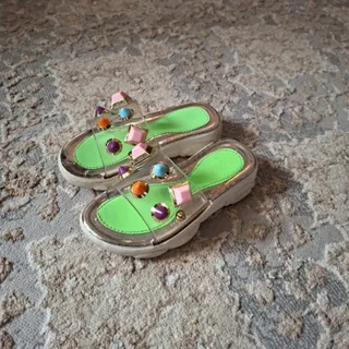 صندل دخترانه