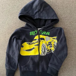 سوییشرت بیگانه