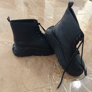 بوت دخترانه