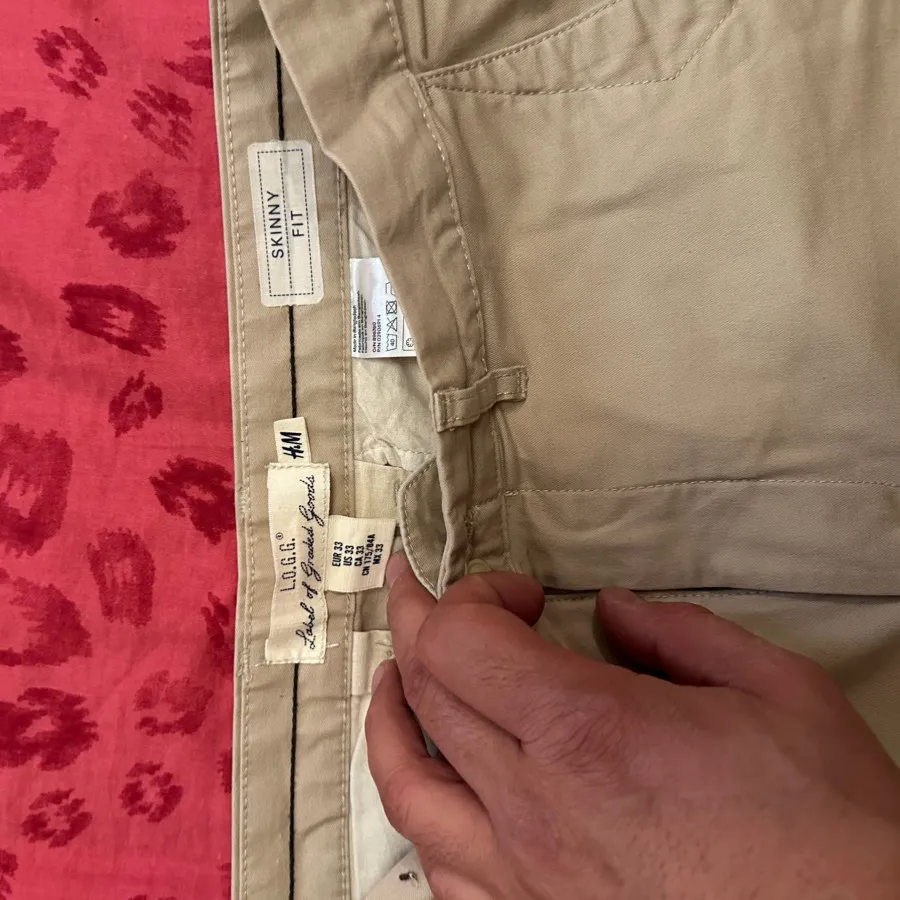 شلوار h&m و شلوار جین اسک