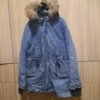 کاپشن جین لوسیفر