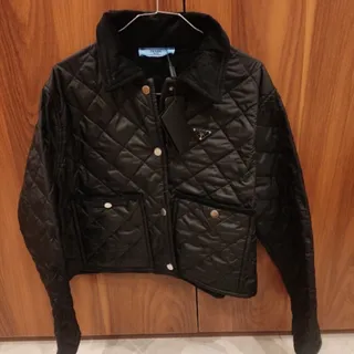 کاپشن پرادا