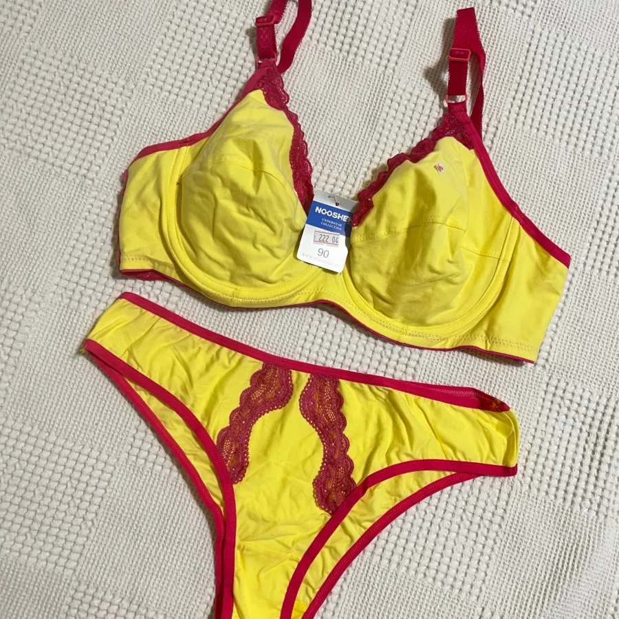 ست شورت و سوتین نخی فنردا