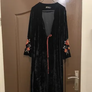 مانتو مخمل کار شده