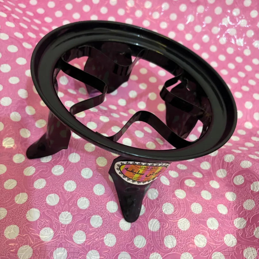 زیر قابلمه ای چهار پایه