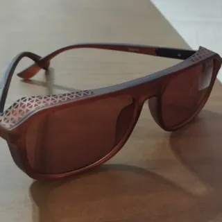 عینک آفتابی