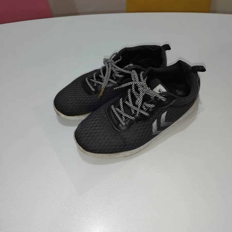 کفش اسپرت Hummel