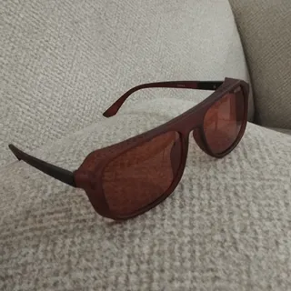 عینک آفتابی