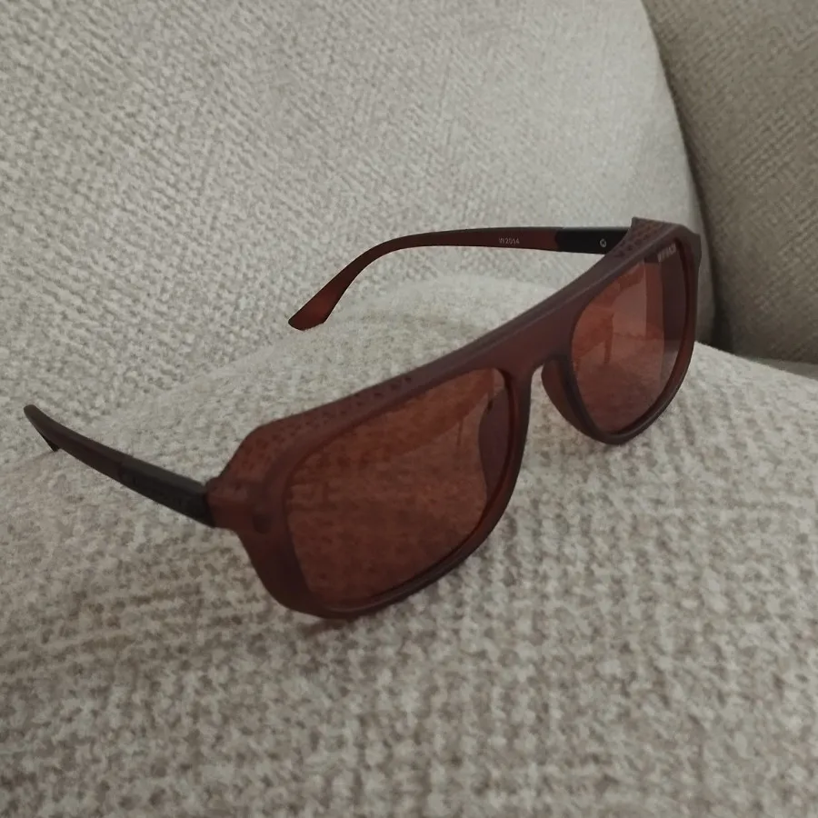 عینک آفتابی