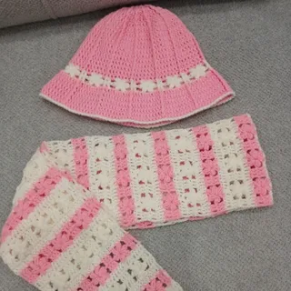 شال و کلاه بچگانه