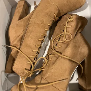 نیم بوت جیر