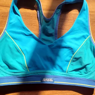 نیمتنه ورزشی استوک