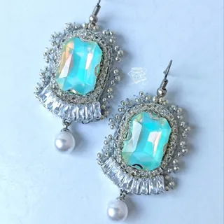 گوشواره جواهر دوزی سبز