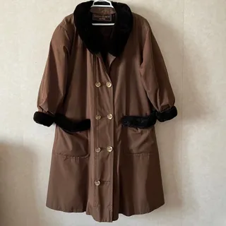 پالتو پوست ایوسن لوران