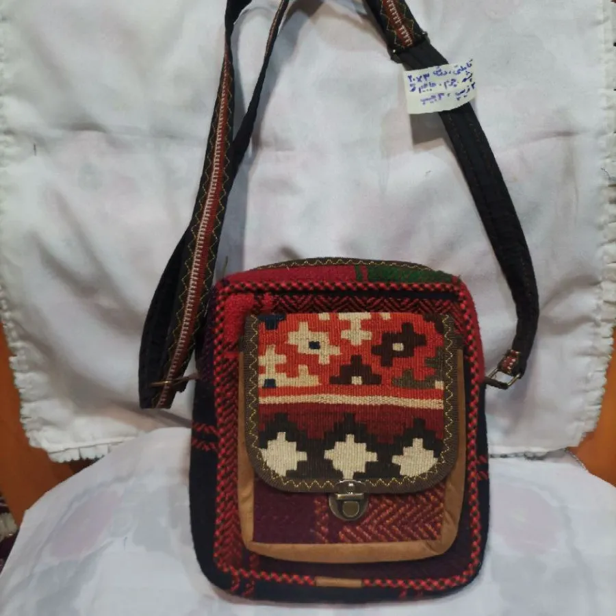 کیف دوشی گلیمی