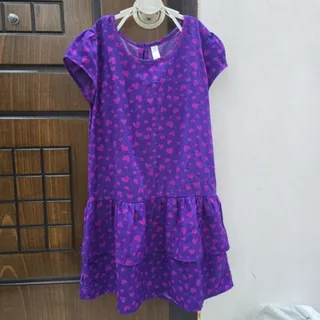 پیراهن دخترانه