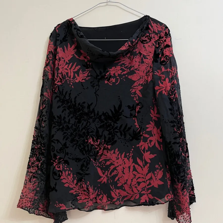 بلوز مجلسی مشکی و زرشکی