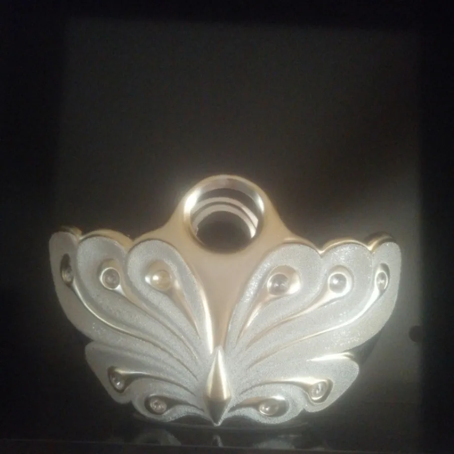 سبد دکوری طلایی