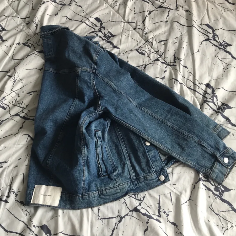 جکت جین زاراا